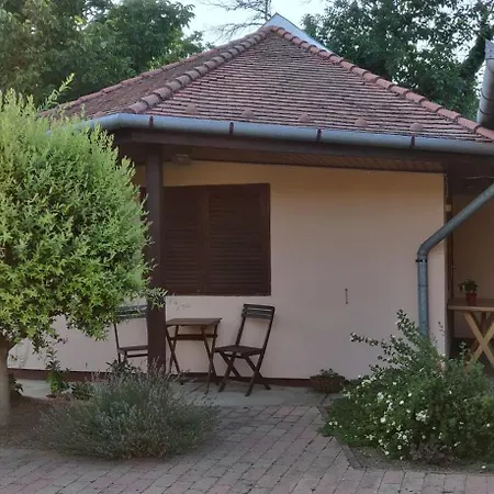 Korona Panzio Bed & Breakfast Balatonberény