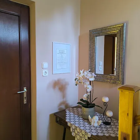 Bed & Breakfast Korona Panzio 3*