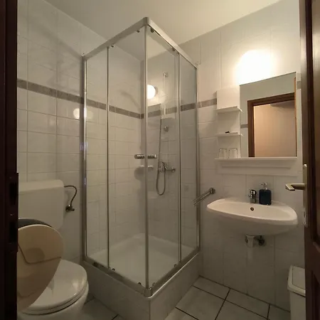 Korona Panzio Bed & Breakfast Balatonberény
