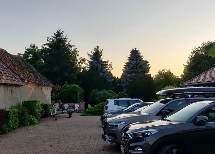 Korona Panzio Отель типа 